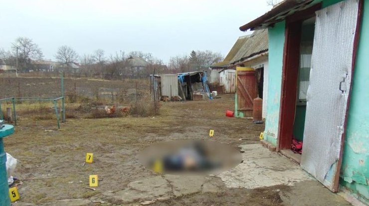 В Черкасской области девушка до смерти забила отчима подруги (ФОТО)