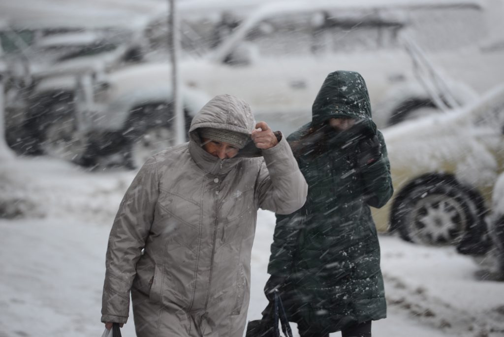 Погода 16 декабря: циклон Matteo принесет в Украину снег