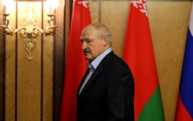 Лукашенко предоставил белорусское гражданство еще почти 450 украинцам