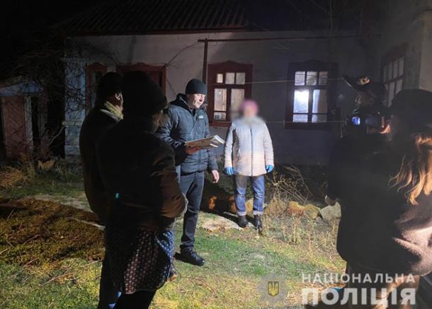 На Одесчине мужчина нашел труп в собственном диване (ФОТО, ВИДЕО)