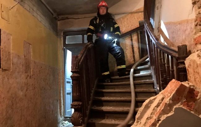 Во Львове – взрыв в жилом доме: трое госпитализированы с ожогами (ФОТО)