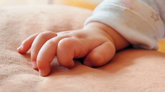 В Запорожье открыли три уголовных дела по факту смерти двухлетнего ребёнка