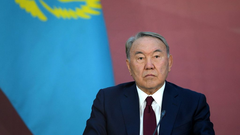 Daily Mail назвало Назарбаева экс-Президентом Украины