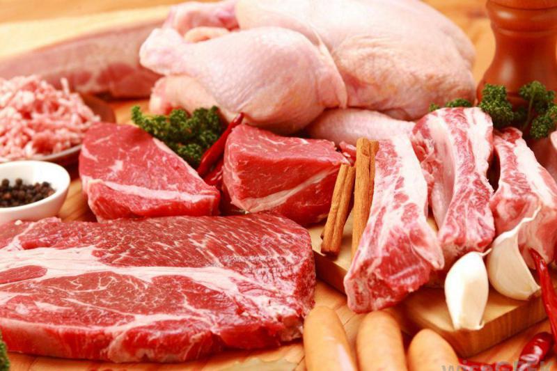 В Украине продолжают дорожать мясо и сало – СМИ