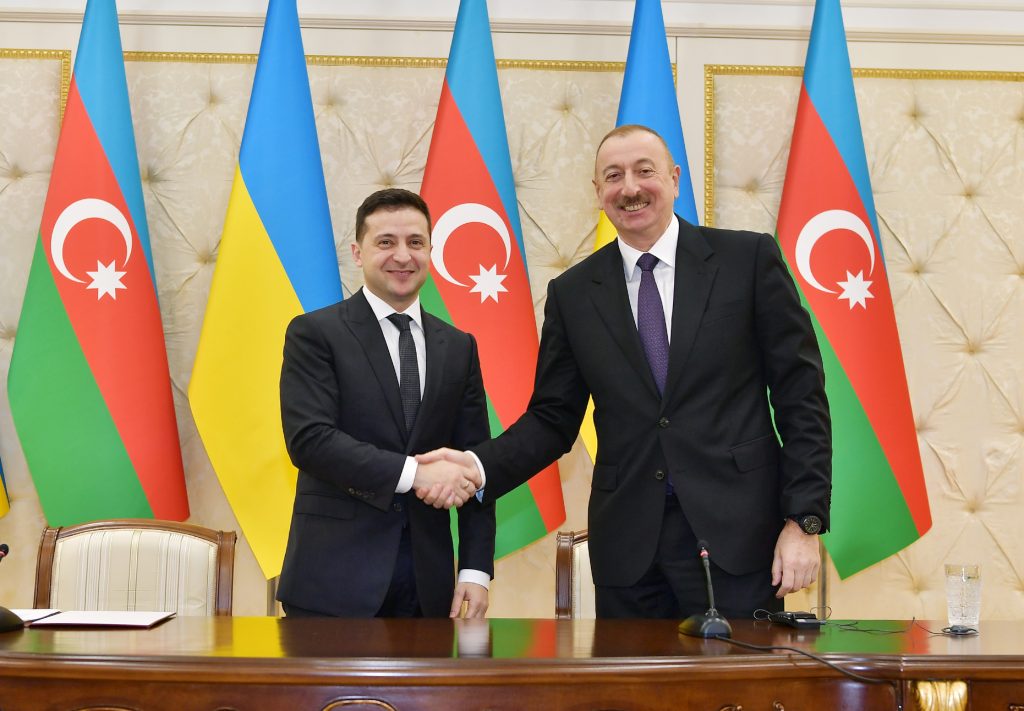 Политолог рассказал об ожиданиях от визита президента Азербайджана в Украину