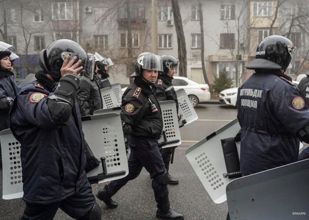 В Казахстане оценили ущерб от протестов в 3 миллиарда долларов
