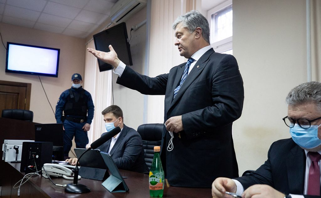 Сверхмягкая мера пресечения Порошенко заставит Зеленского сделать выводы о «компетентности» своих юристов – СМИ