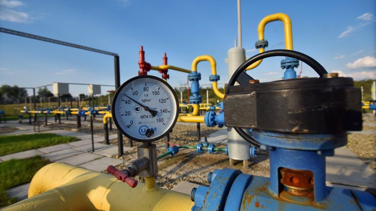 Украине нужен прямой контракт на поставку газа из РФ &#8212; экономист