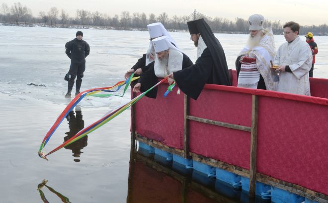 Митрополит Киевский и всея Украины Онуфрий освятит воды Днепра