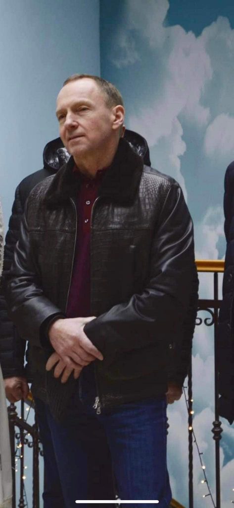 Мэр Чернигова приехал на встречу в куртке за 900 тысяч гривен – депутат (ФОТО)