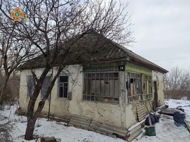 На Харьковщине из-за горящего дивана погибли мать и сын (ФОТО)