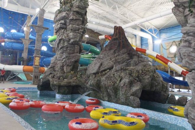 ЧП в аквапарке Хмельницкого: полиция открыла дело из-за отравления детей