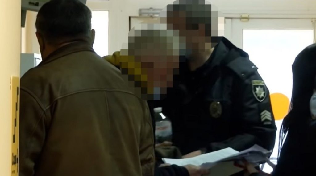 В Киеве арестовали 62-летнего мужчину за похищение, пытки и изнасилование девушки (ФОТО)