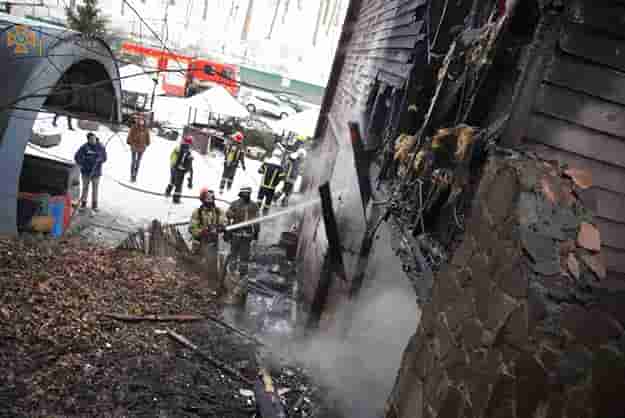 В Киеве произошел пожар в кафе и стоматологическом кабинете (ФОТО)