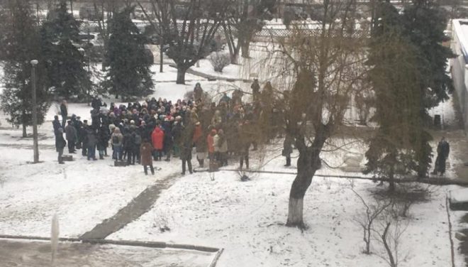 В Киеве врачи больницы скорой помощи вышли на протест (ФОТО)