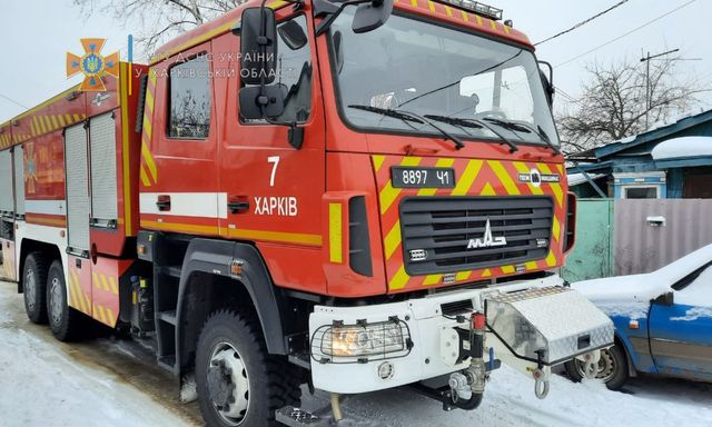 В масштабном пожаре под Харьковом погибли бабушка и внучка (ФОТО, ВИДЕО)