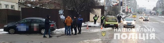 Во Львове во время движения автомобиля скончался водитель (ФОТО)