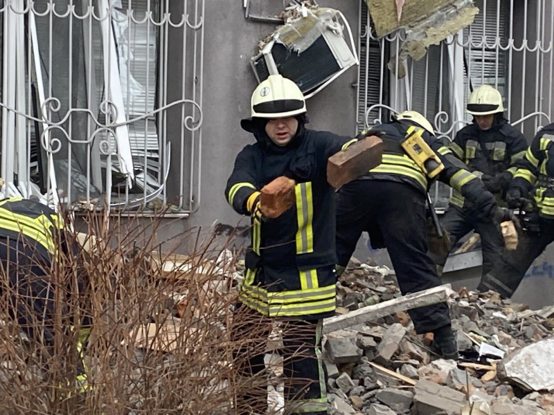 Взрыв в Запорожье: разрушены семь квартир (ФОТО, ВИДЕО)