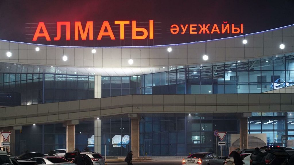 Аэропорт Алматы восстановил работу, вылетел первый рейс