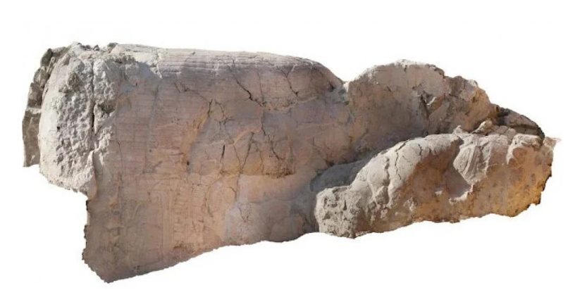 Археологи нашли в Египте части статуи фараона Аменхотепа III (ФОТО)