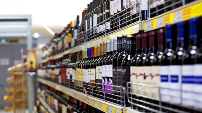 Кабмин планирует повысить минимальные цены на алкоголь на 11-71%