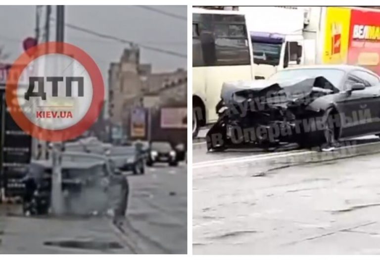 В Киеве пьяный водитель на Mustang протаранил ограждение и пытался покинуть место ДТП (ФОТО, ВИДЕО)