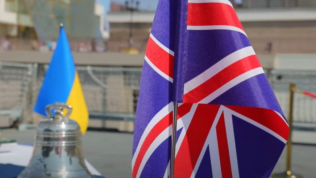 Великобритания эвакуирует своих дипломатов из Украины – СМИ