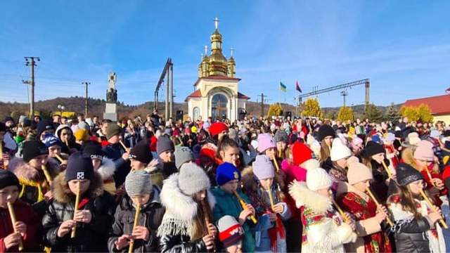 Во Львовской области установили рекорд по исполнению колядки (ФОТО, ВИДЕО)