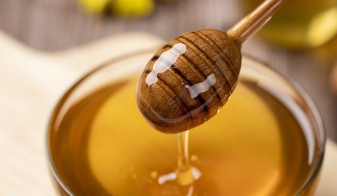 Диетолог назвал мед одним из самых страшных продуктов