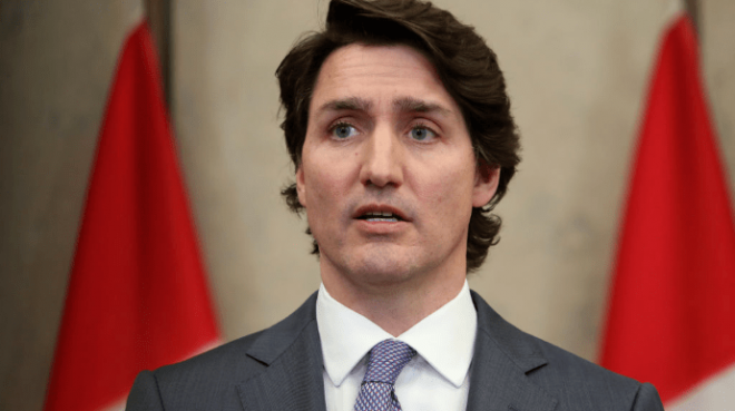 Канада вводит санкции против 10 человек, приближенных к Путину