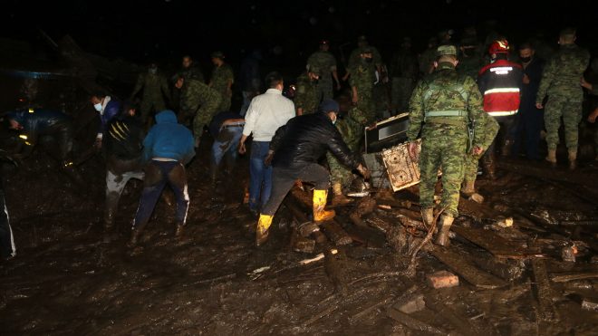 Наводнение в столице Эквадора: число жертв достигло 24 человек (ФОТО, ВИДЕО)