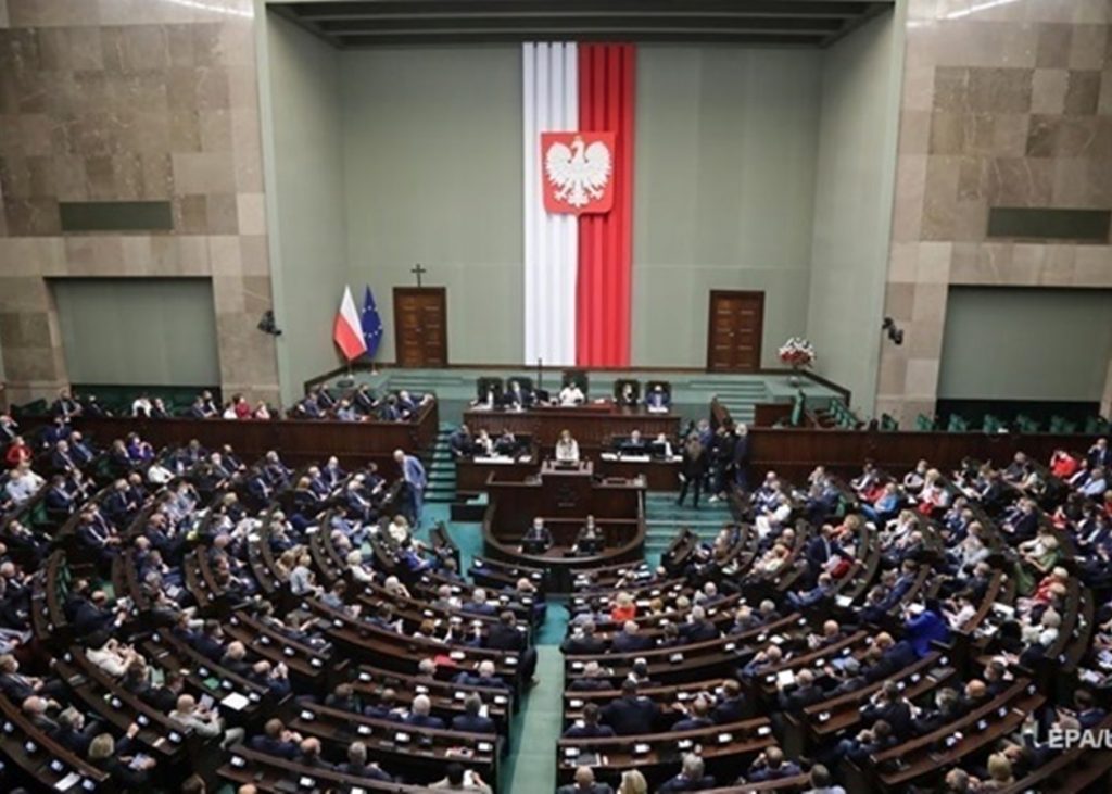Польша передаст Украине военное оборудование: принято постановление