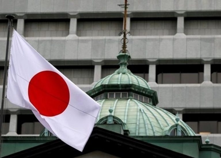 Япония эвакуирует посольство из Украины