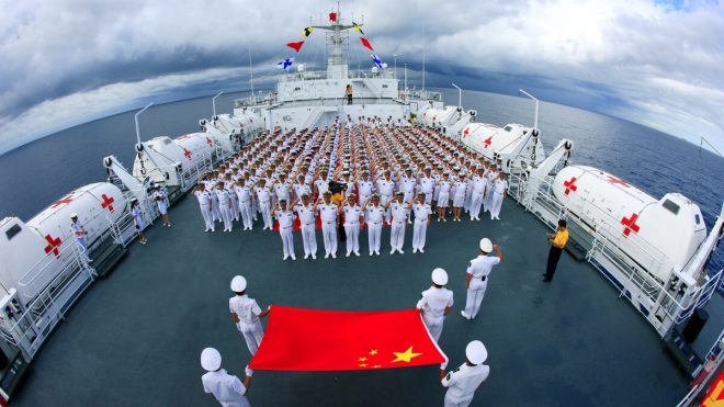 Военные корабли Китая провели одновременные учения в трех морях (ФОТО)