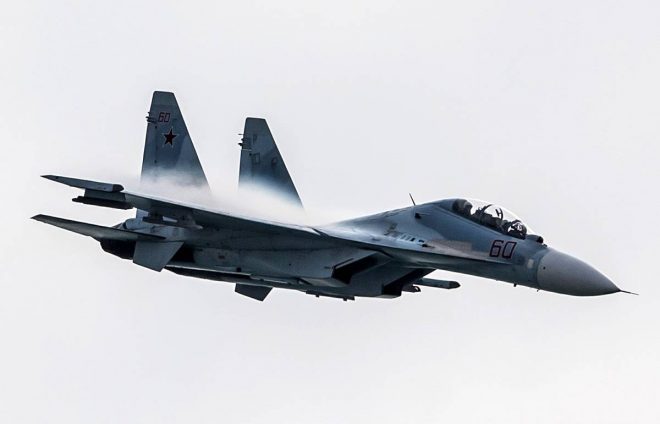 Над Мариуполем уничтожен российский самолет