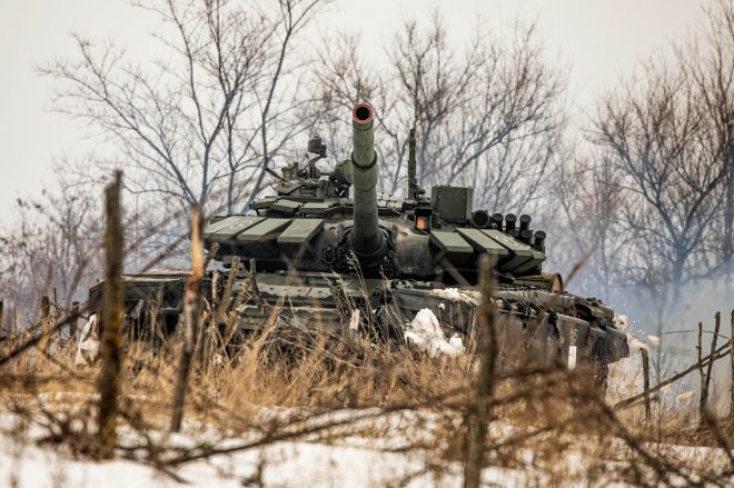 В Донецкой области уничтожено три российских танка