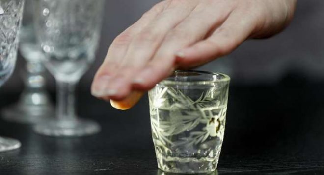 Кардиолог прокомментировал данные о «безопасной порции» алкоголя