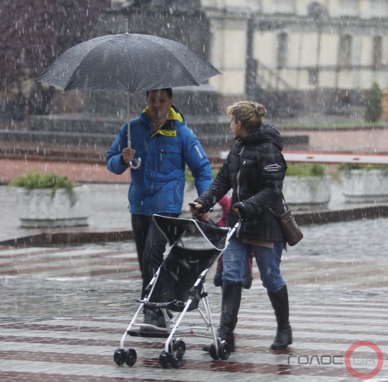 Дожди, снег: Народный синоптик предупредил украинцев о холоде в начале весны