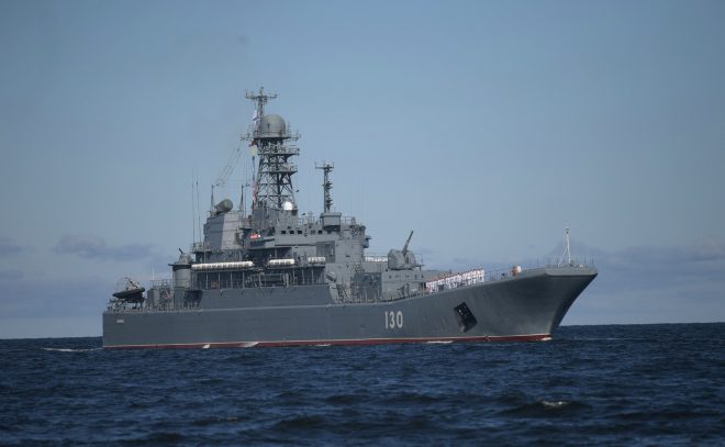 В Черное море зайдут три больших десантных корабля РФ