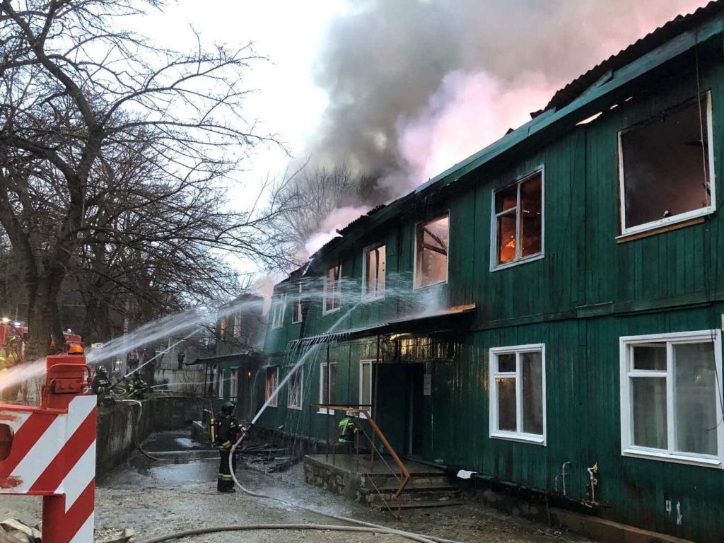 Под Севастополем в пожаре погибли четыре человека (ФОТО)