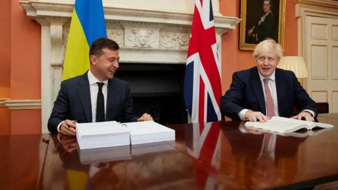 Великобритания выделит 2 миллиарда фунтов на инфраструктуру и энергетику в Украине