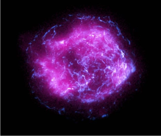 Телескоп NASA сфотографировал остатки звезды в космосе (ФОТО)