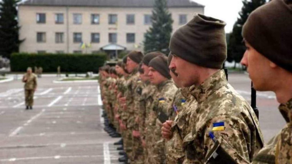 В Украине отменят призыв на срочную военную службу: названа дата 
