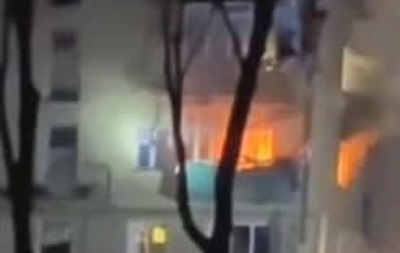 В Чернигове в жилой дом попала вражеская ракета (ВИДЕО)