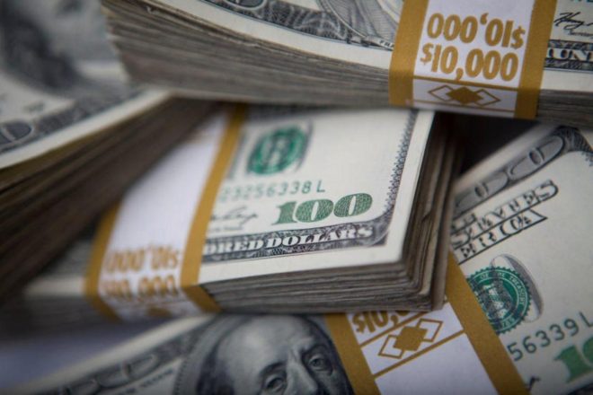 Курс на межбанке вырос до 29,07 гривен за доллар (ФОТО)