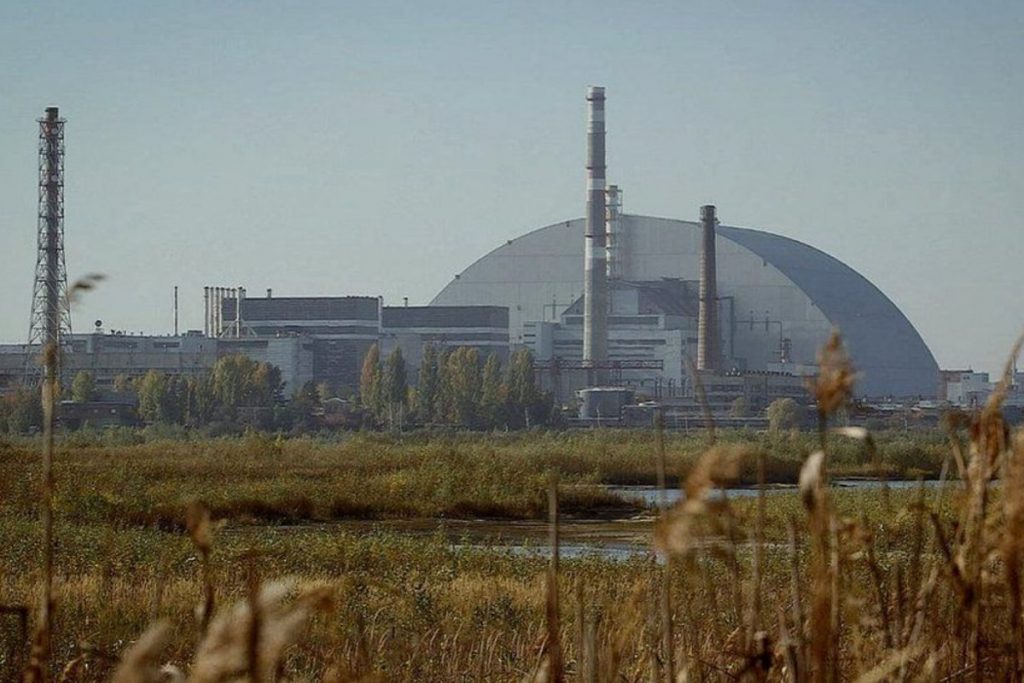Украина потеряла контроль над Чернобылем, – ОП