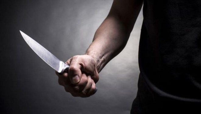 В реабилитационном центре в Ивано-Франковске мужчина бросился с ножом на женщину
