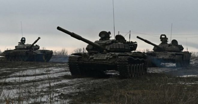 Рост российского производства танков и снарядов вдвое превысил прогнозы Запада &#8212; Reuters