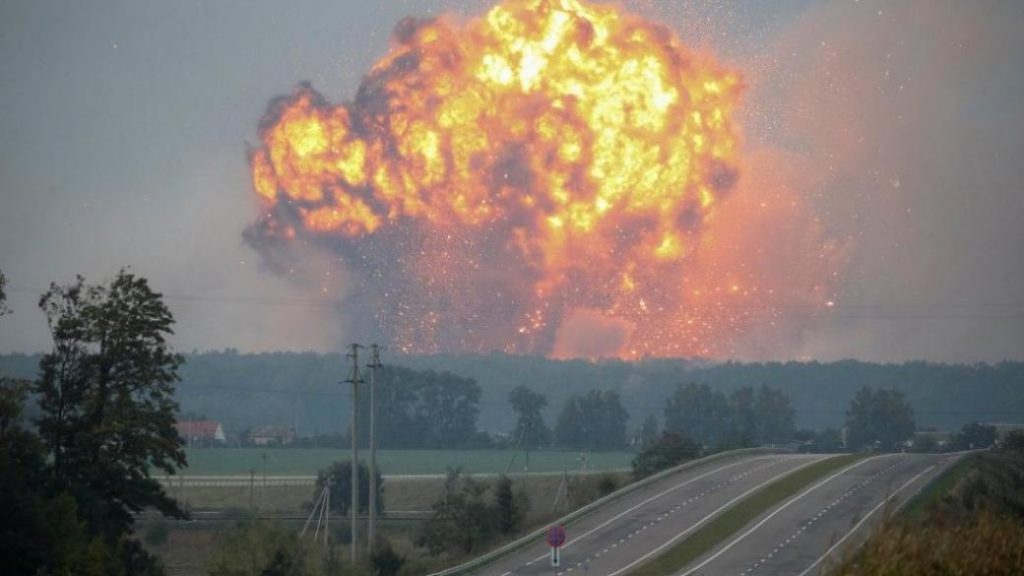 Политолог дал оценку информации о «мощном взрыве» в Донецке