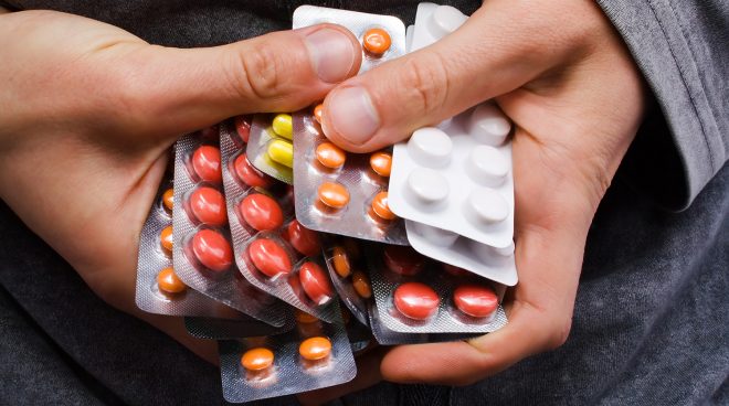 В Украине запретили продажу и применение белорусских лекарств